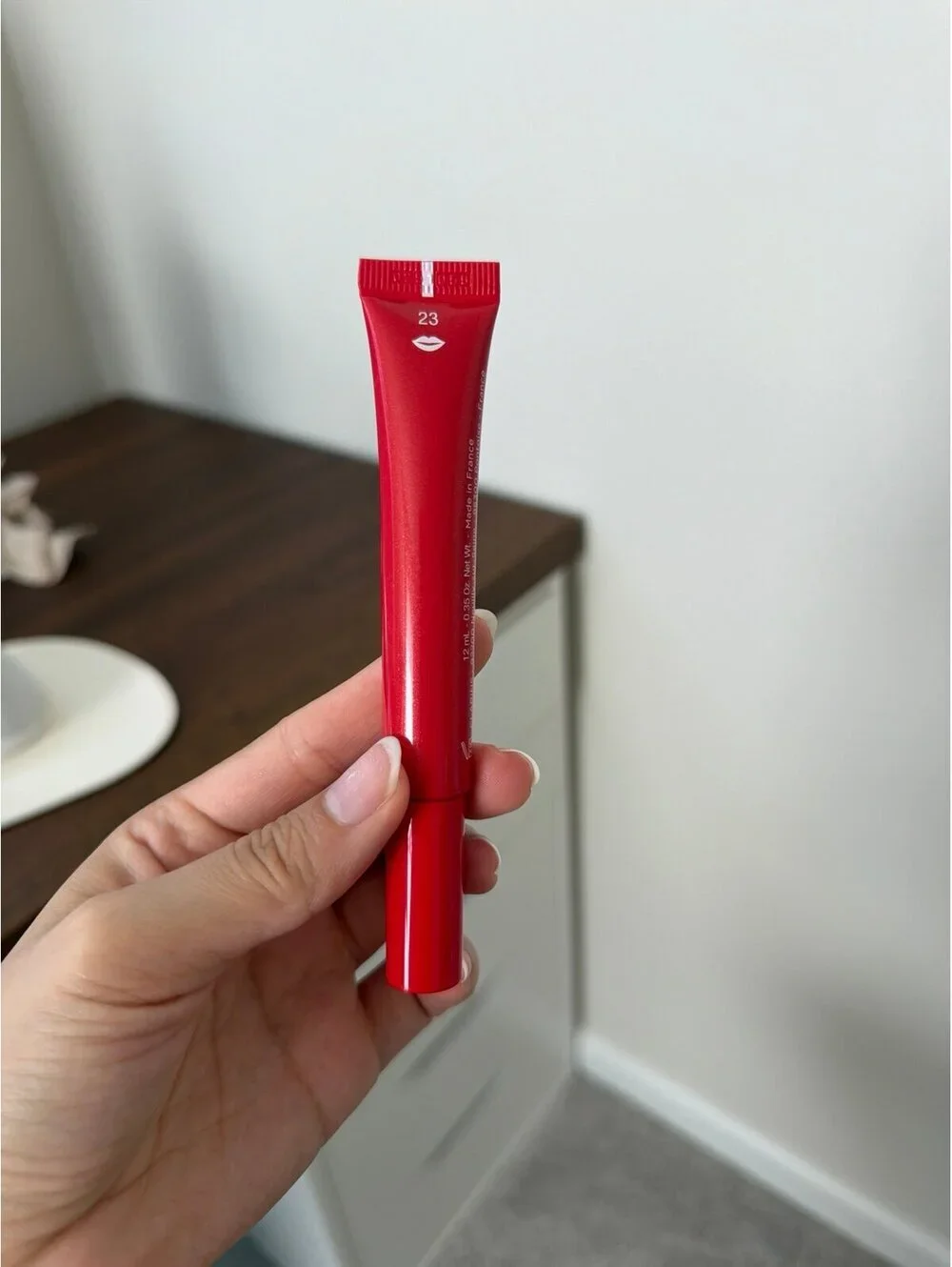 Clarins Natural Lip Perfector 23 pomegranate glow